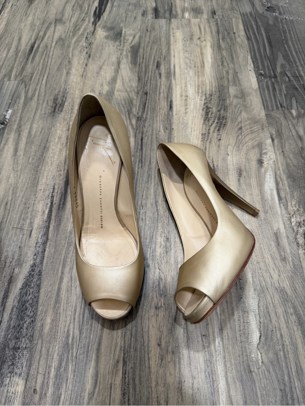 Giuseppe Zanotti Gold Peep-Toe High Heels size 39 or 8